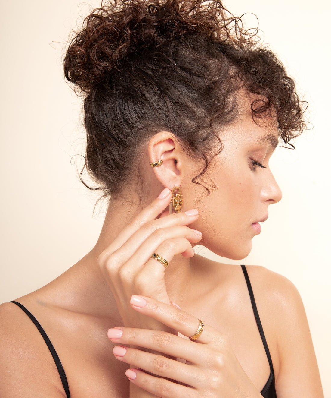 Elmas Sembol Altın Kulak Halkası