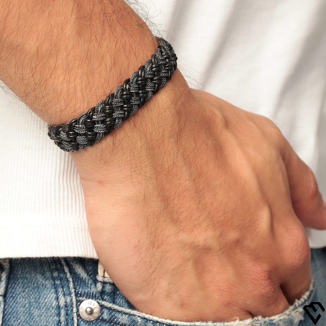 Siyah Deri Örgü Bileklik Kalın