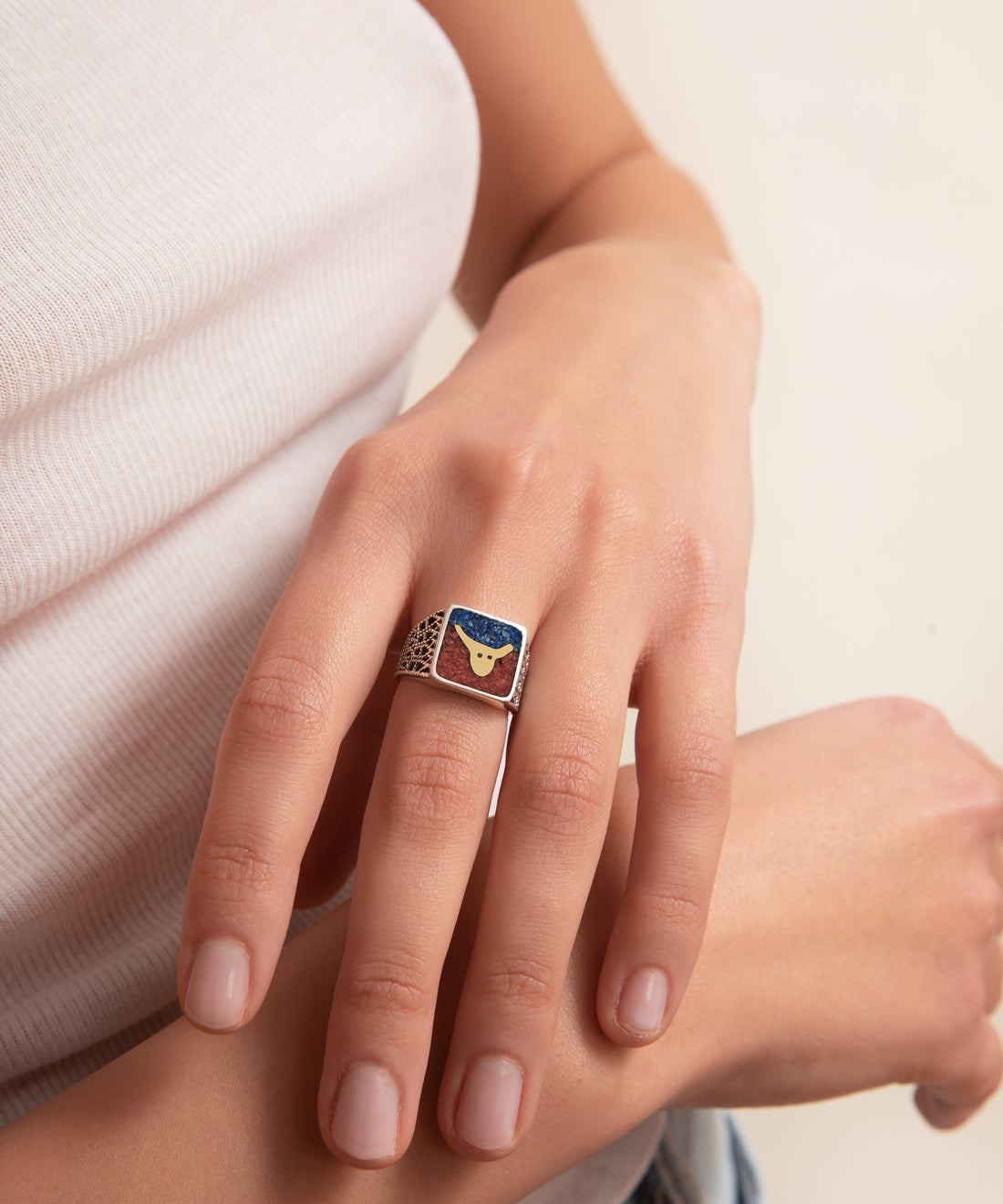 [KADIN] Lapis&Mercan Boğa Telkari Unisex Yüzük yakın plan görünüm