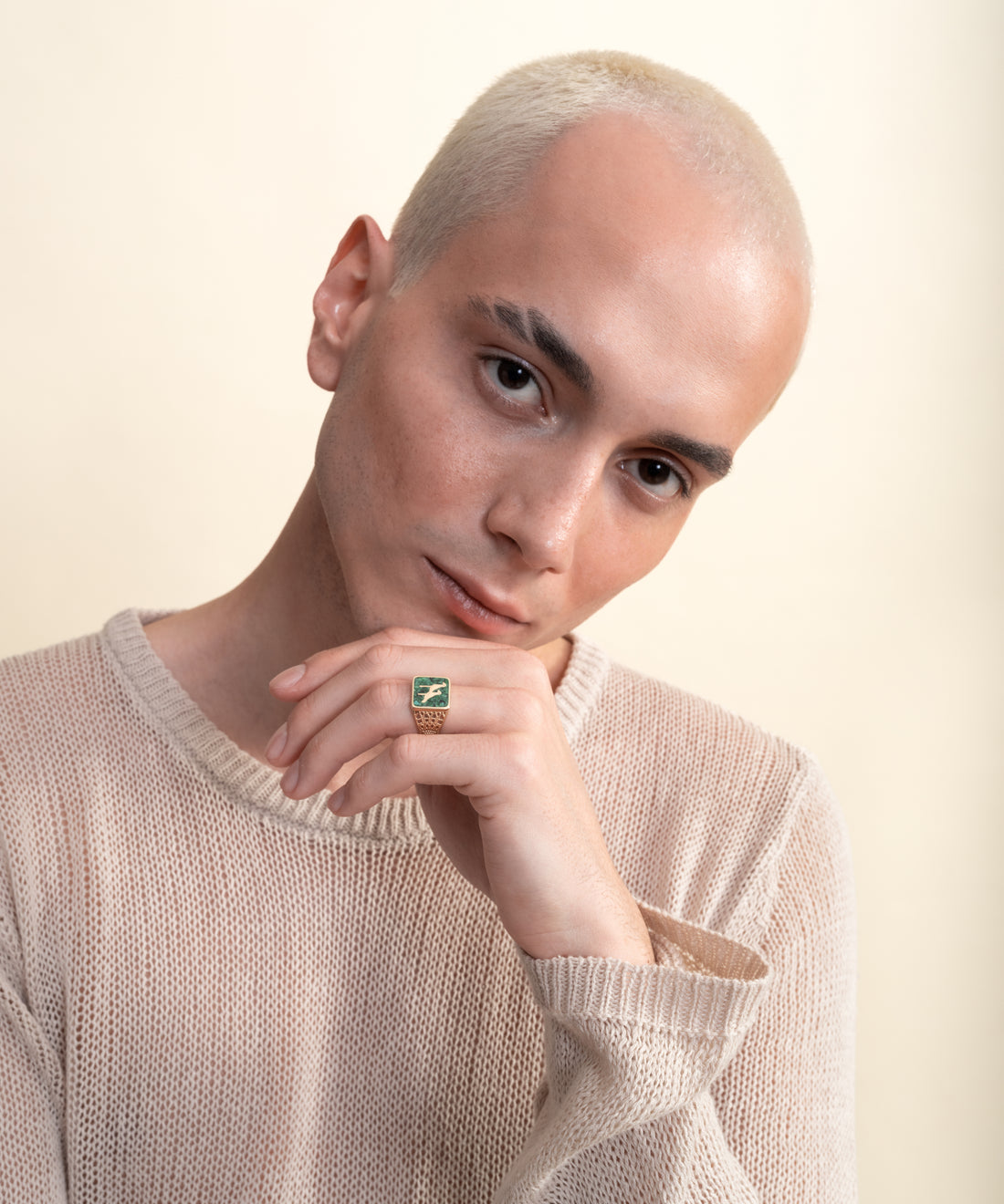 [ERKEK] Malakit Turna Telkari Altın Unisex Yüzük yakın plan görünüm